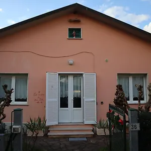 Ferienhaus La Casina Di Zia Zita